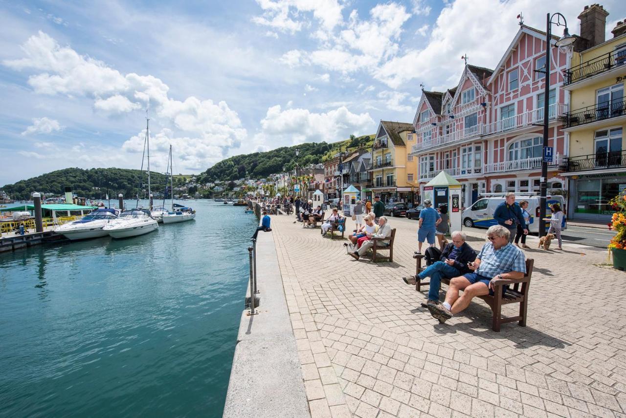 Seven Stars Hotel Dartmouth Bagian luar foto