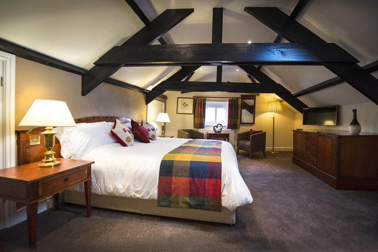 Seven Stars Hotel Dartmouth Bagian luar foto